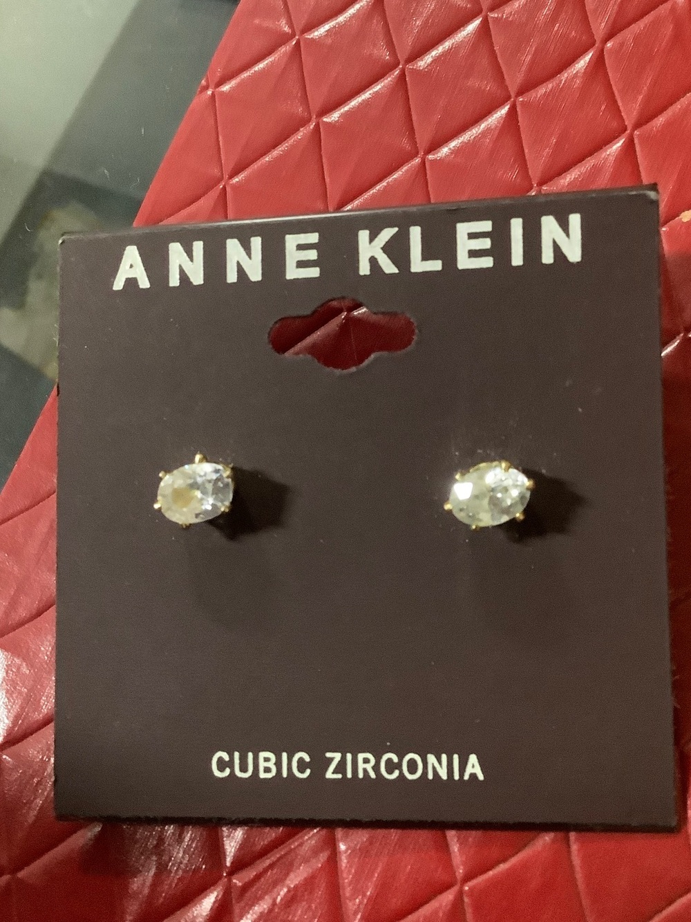 Givie !!!Anne Klein Gold-Tone Clear Crystal Stud Earrings